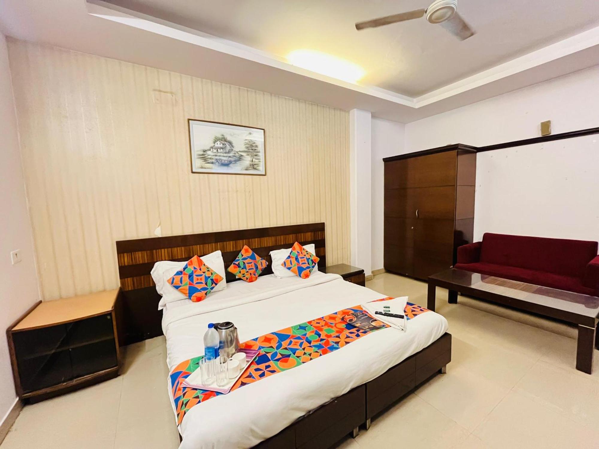 Hotel Le Grand - Kalka Ji New Delhi